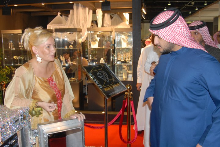 Madame Sabine Balve and the son of His Highness Sheik Mohammed bin Rashid al Maktoum - the royal leader of Dubai in UAE (0)