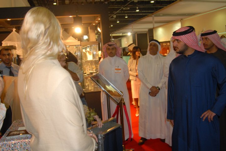 Madame Sabine Balve and the son of His Highness Sheik Mohammed bin Rashid al Maktoum - the royal leader of Dubai in UAE (5)